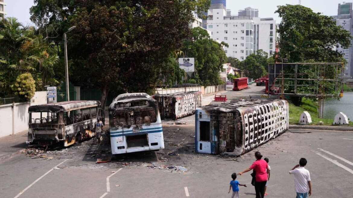 الاحتجاجات في سيريلانكا