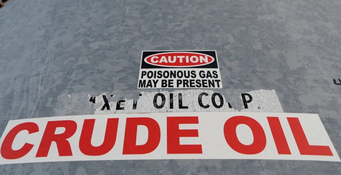 f3c27fe1-6091-43e5-a4cb-f34028c8ef2c